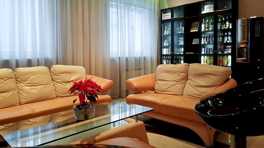 Nu Hotel Лодзь Экстерьер фото