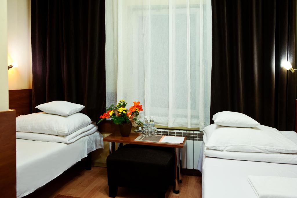 Nu Hotel Лодзь Экстерьер фото
